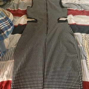 Perfect side cut out dress.. very classy ..